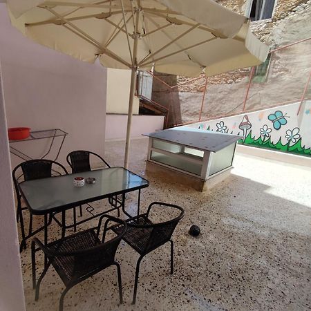 Constanteli Apartment Kavála ภายนอก รูปภาพ
